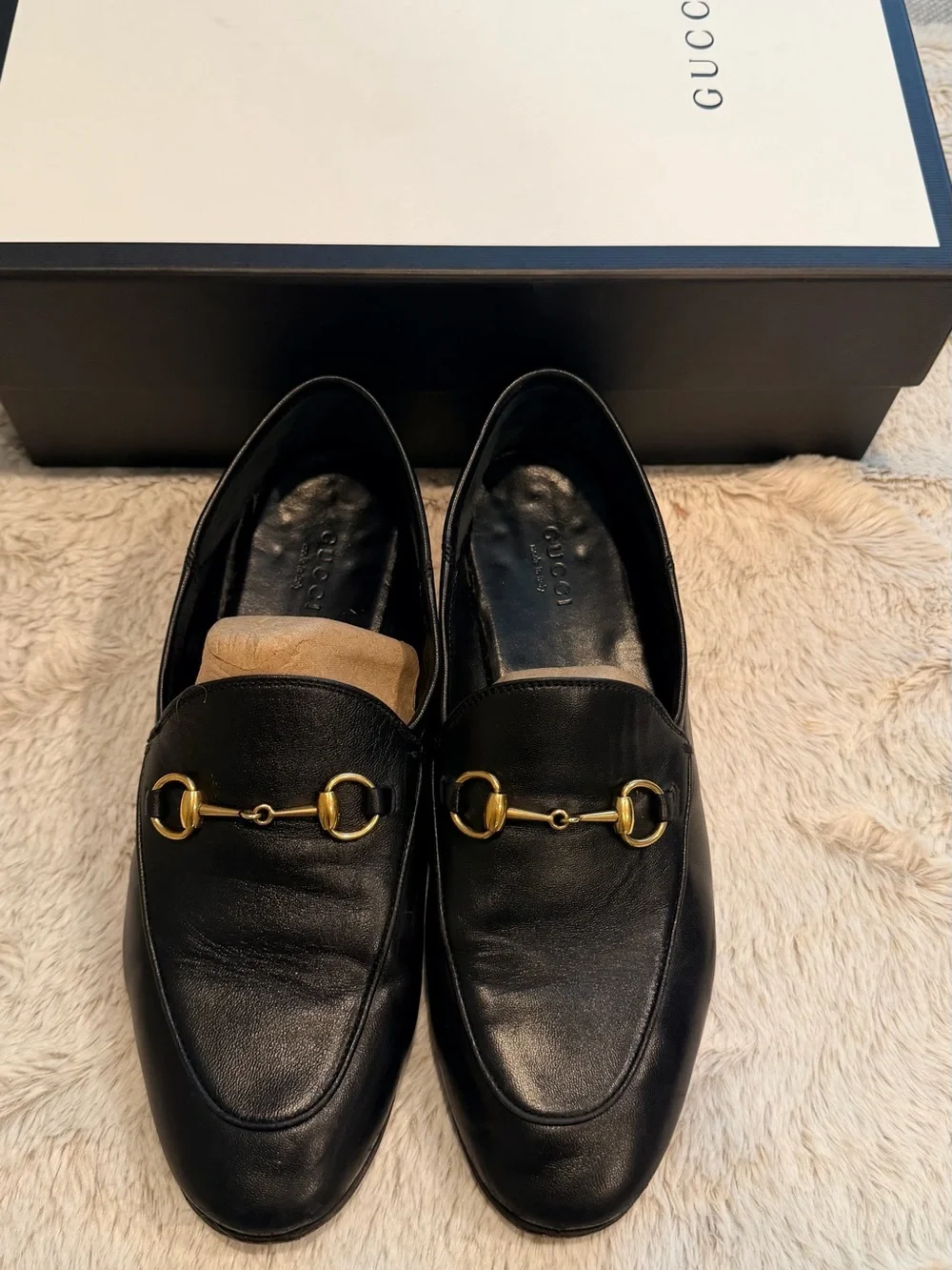 Gucci Black Leather Loafers with Gold Horsebit